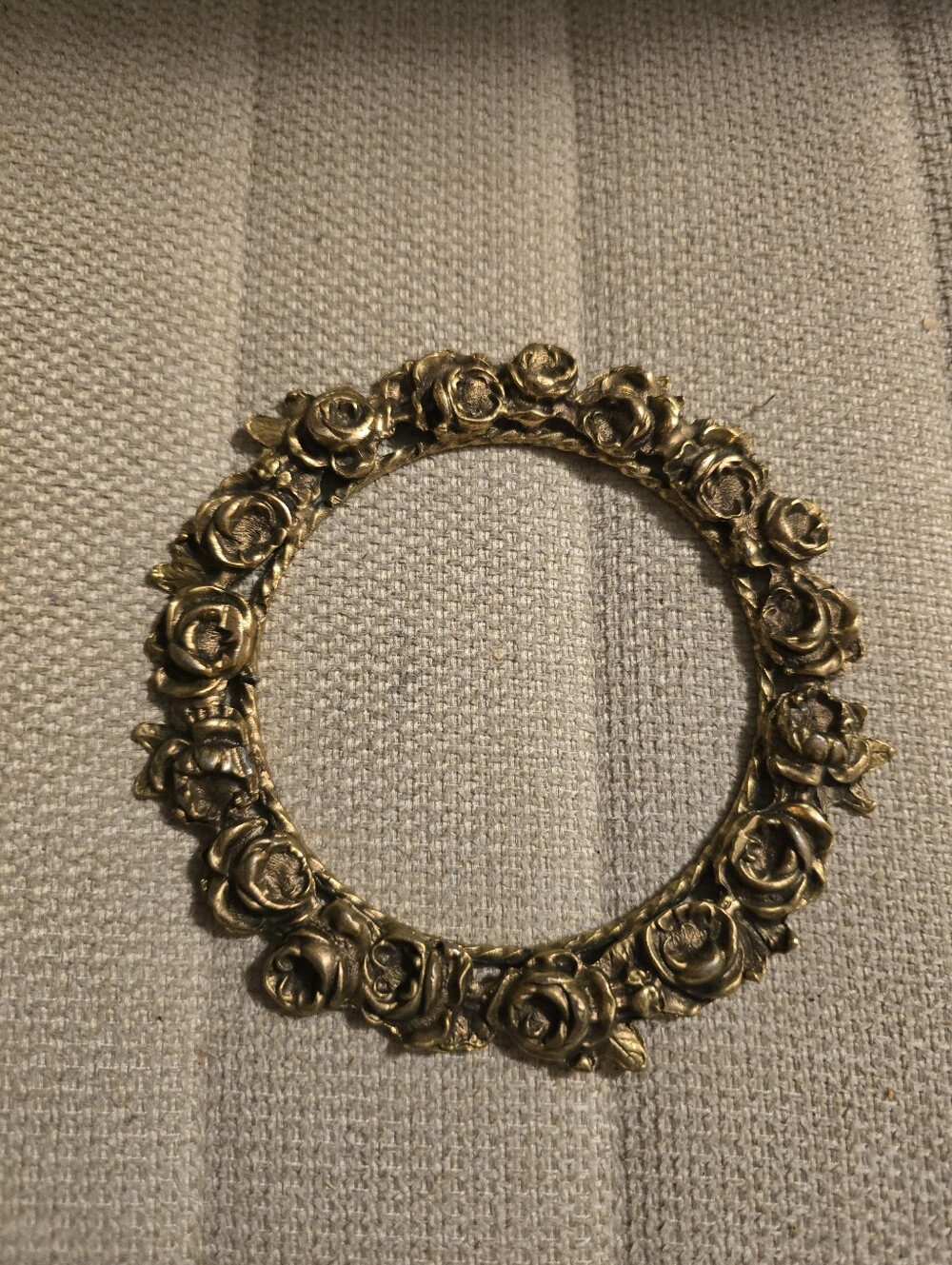 Vintage Hollywood Regency Gold Filigree Frame